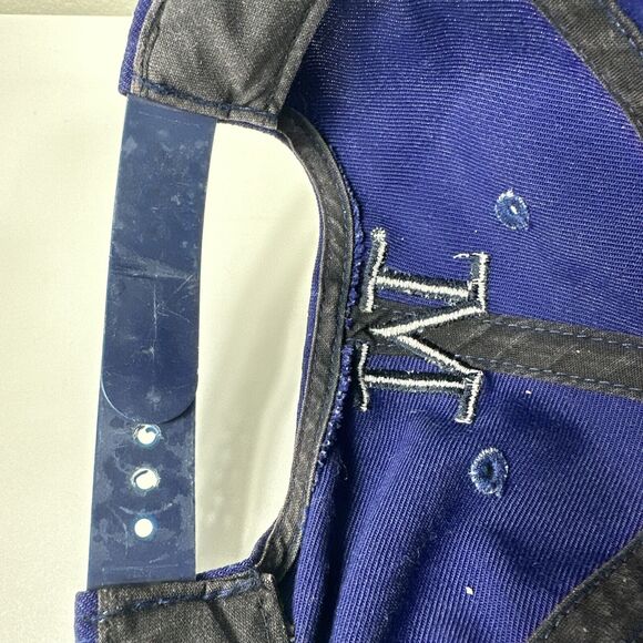 Vintage Nike Team Sports Michigan Wolverines SnapBack Big Swoosh Hat Cap Blue - Picture 11 of 13